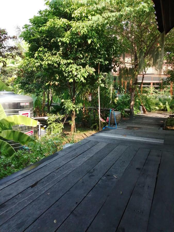 Ban Tha Pong Rustic​ Charm​ Suphan​ מראה חיצוני תמונה